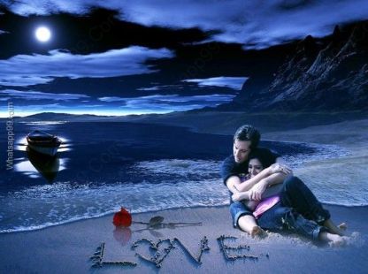 love-couple-at-beach-in-romantic-night